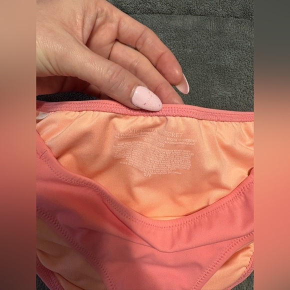 Victoria's Secret Coral Bikini Bottom - Picture 2 of 3